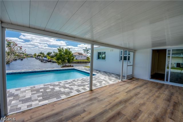 3009 SE 10th AVE, Cape Coral, FL 33904