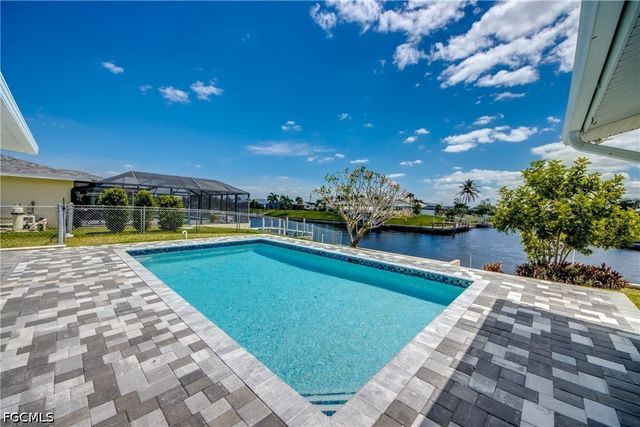 3009 SE 10th AVE, Cape Coral, FL 33904