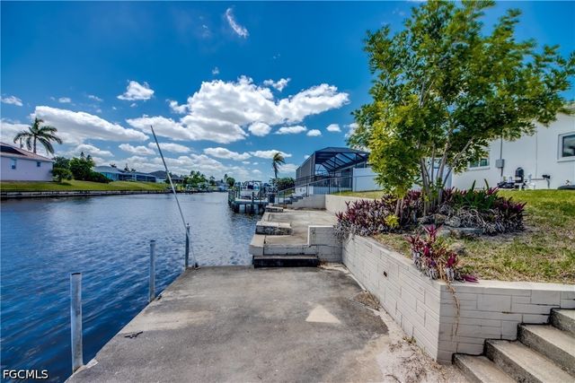 3009 SE 10th AVE, Cape Coral, FL 33904