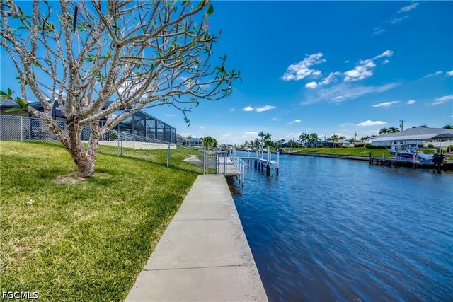 3009 SE 10th AVE, Cape Coral, FL 33904