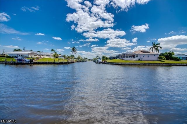 3009 SE 10th AVE, Cape Coral, FL 33904