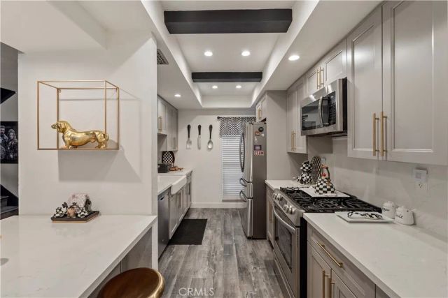 18175 Andrea Circle North 3, Northridge, CA 91325