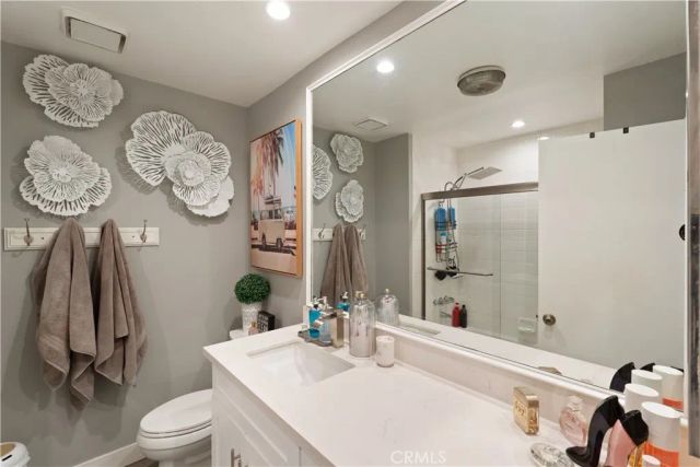 18175 Andrea Circle North 3, Northridge, CA 91325