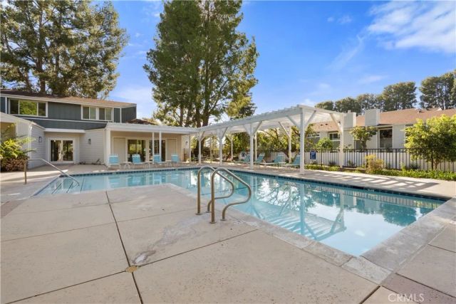 18175 Andrea Circle North 3, Northridge, CA 91325