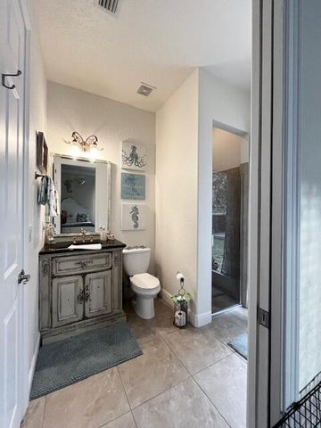 5665 61st Place, Vero Beach, FL 32967