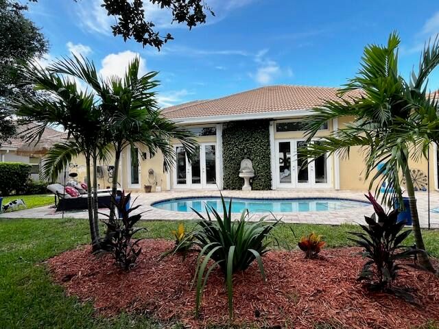 5665 61st Place, Vero Beach, FL 32967