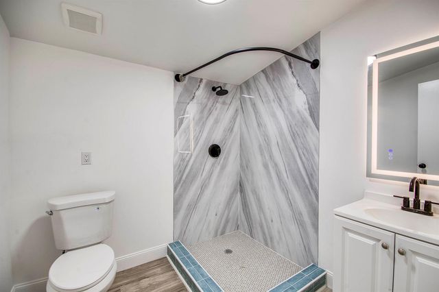 950 W 36th Street, Riviera Beach, FL 33404
