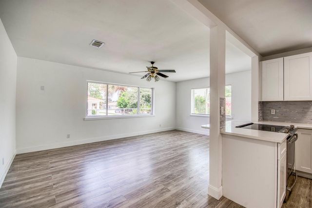 950 W 36th Street, Riviera Beach, FL 33404