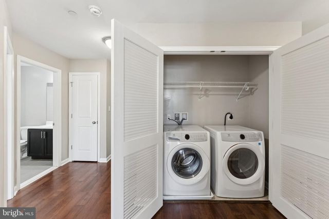 412 WOODCREST DR SE #412B, Washington, DC 20032