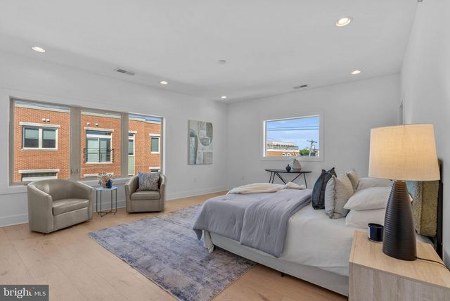 808A MONTROSE ST, Philadelphia, PA 19147