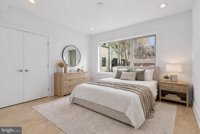 808A MONTROSE ST, Philadelphia, PA 19147