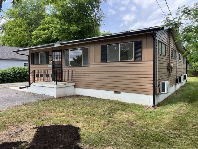 604 Carver Ave, Murfreesboro, TN 37130