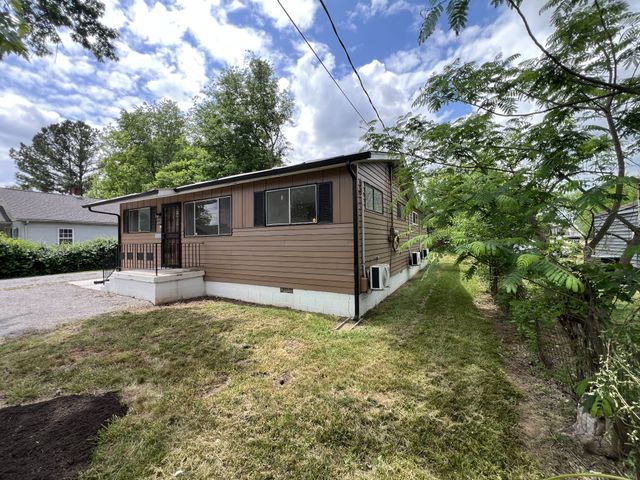 604 Carver Ave, Murfreesboro, TN 37130