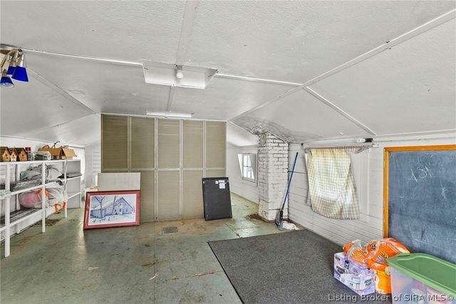 128 West Street, Madison, IN 47250