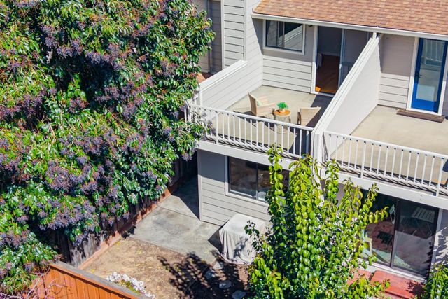 1983 San Luis Avenue 22, Mountain View, CA 94043