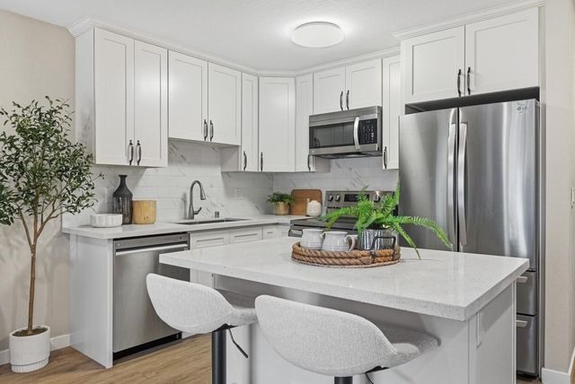 1983 San Luis Avenue 22, Mountain View, CA 94043