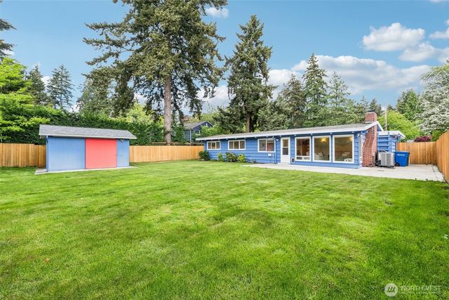 19821 4th Avenue S, Des Moines, WA 98148