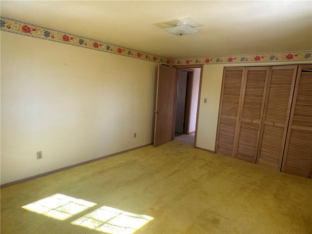 616 Edgewood Rd, Forest Hills Boro, PA 15221