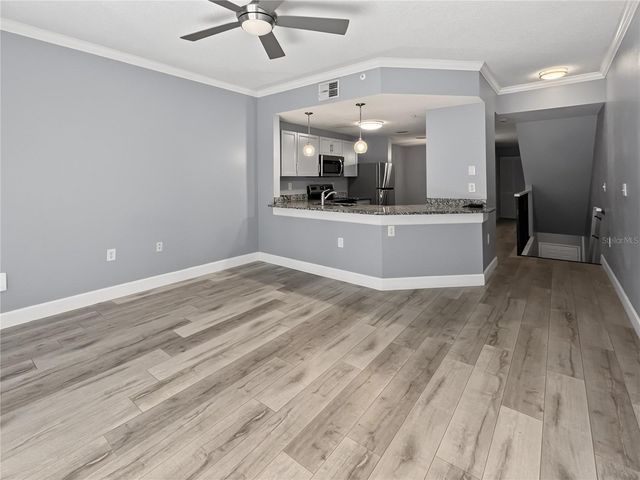 5601 BENTGRASS DRIVE 10-112, Sarasota, FL 34235