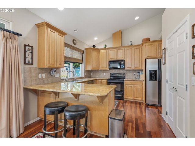 3238 LARRABEE St, Forest Grove, OR 97116