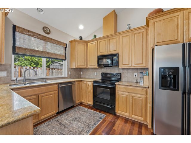 3238 LARRABEE St, Forest Grove, OR 97116