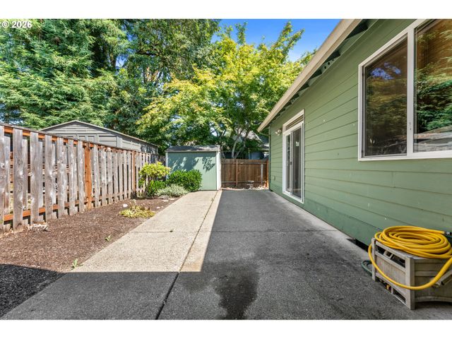 3238 LARRABEE St, Forest Grove, OR 97116