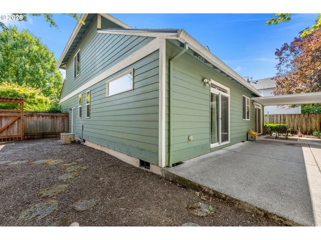 3238 LARRABEE St, Forest Grove, OR 97116