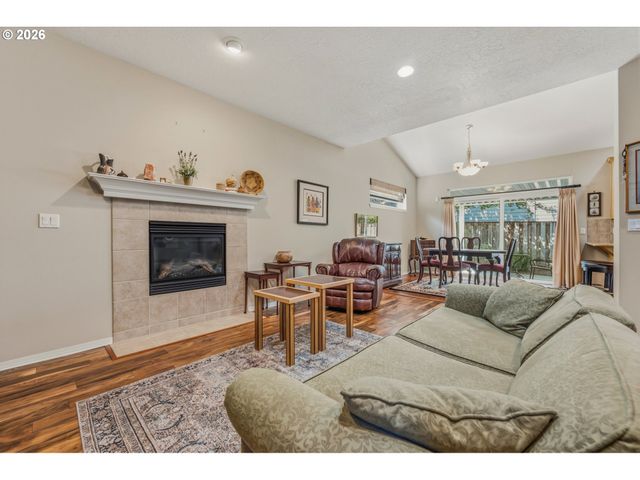 3238 LARRABEE St, Forest Grove, OR 97116