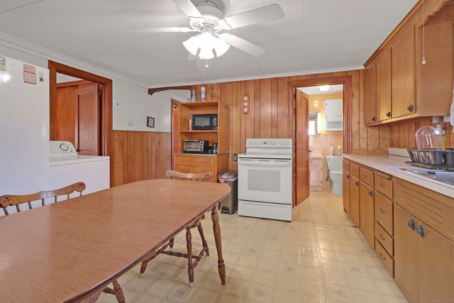 60 Frost Street, Southington, CT 06489