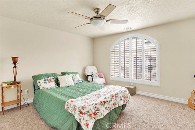 17790 Cresta Blanca, Victorville, CA 92395