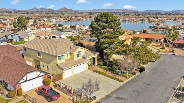 17790 Cresta Blanca, Victorville, CA 92395