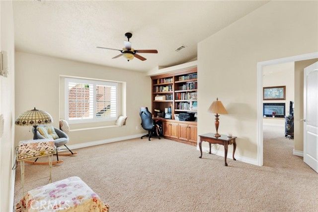 17790 Cresta Blanca, Victorville, CA 92395