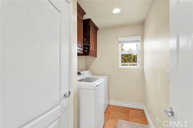 17790 Cresta Blanca, Victorville, CA 92395