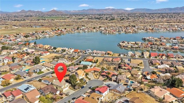 17790 Cresta Blanca, Victorville, CA 92395