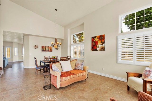 17790 Cresta Blanca, Victorville, CA 92395