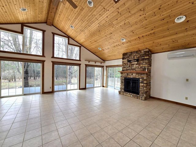 W6407 20th STREET, Necedah, WI 54646