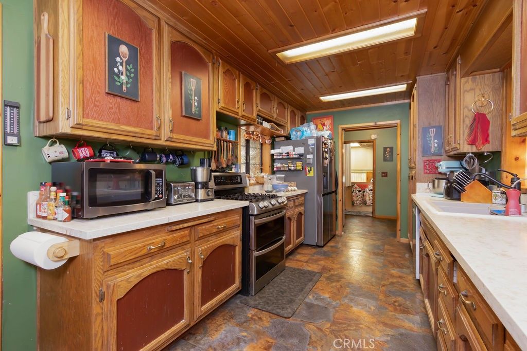 Image 10 of property listing at 2532 Brentwood, Pine Mountain Club, CA 93222