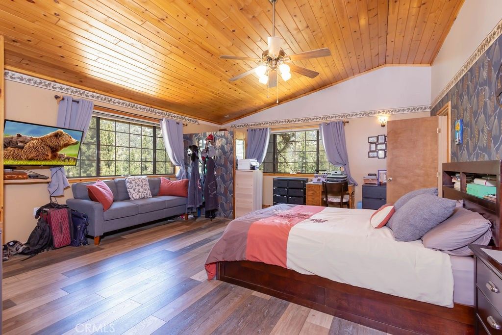 Image 25 of property listing at 2532 Brentwood, Pine Mountain Club, CA 93222