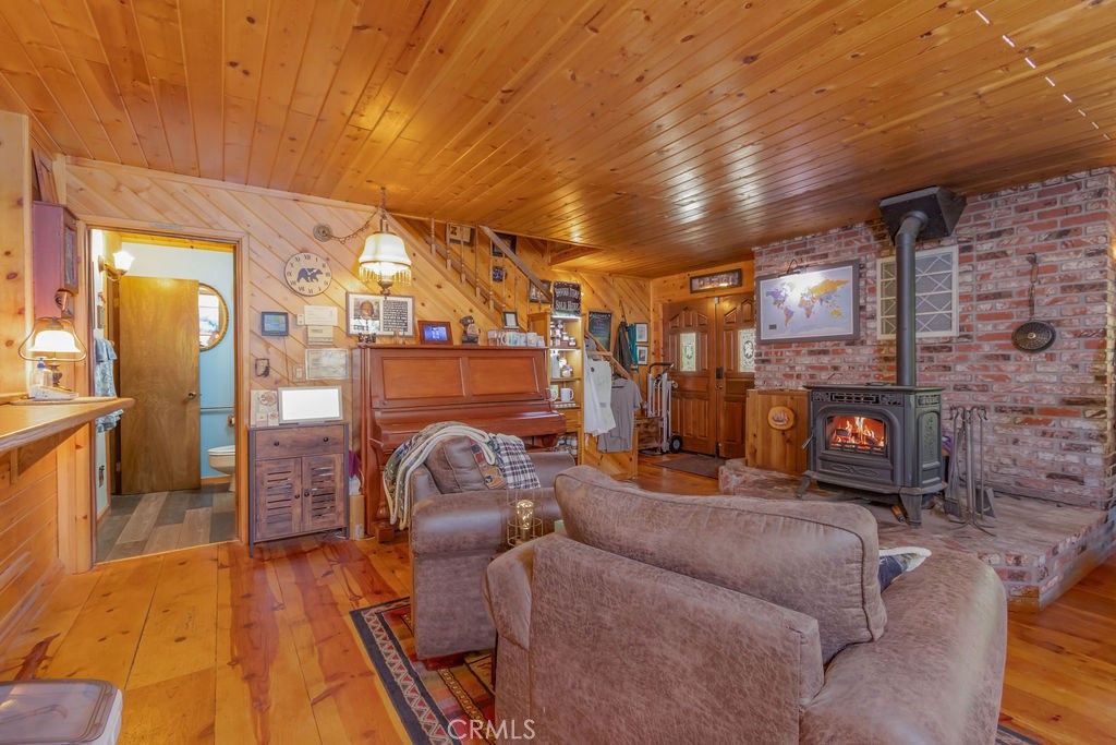 Image 7 of property listing at 2532 Brentwood, Pine Mountain Club, CA 93222