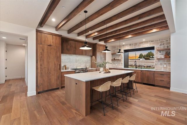 8085 Quail Hollow Dr, Middleton, ID 83644