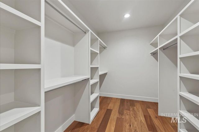 8085 Quail Hollow Dr, Middleton, ID 83644