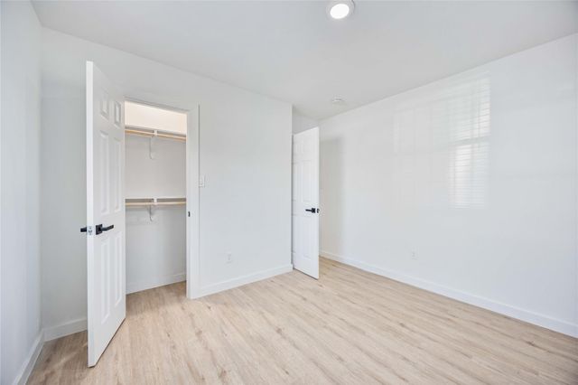 6811 Del Rio Street 26, Houston, TX 77021