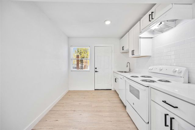 6811 Del Rio Street 26, Houston, TX 77021