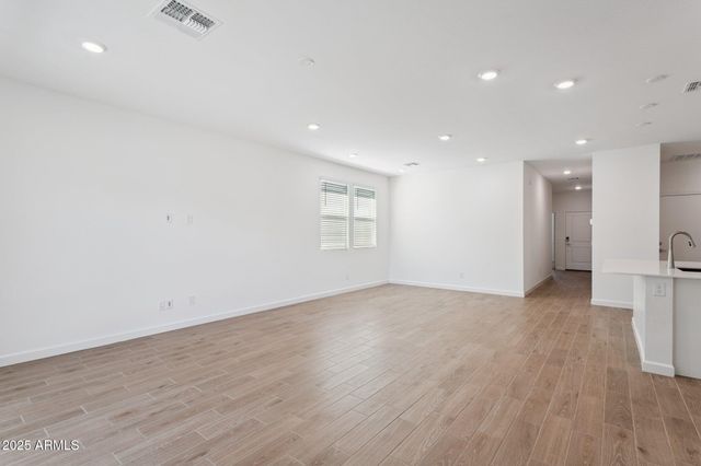 26056 W HASAN Drive, Buckeye, AZ 85326