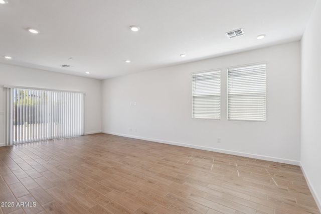 26056 W HASAN Drive, Buckeye, AZ 85326