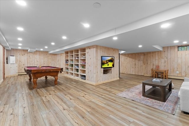 22 Hayden Cir, Sudbury, MA 01776