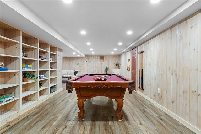 22 Hayden Cir, Sudbury, MA 01776