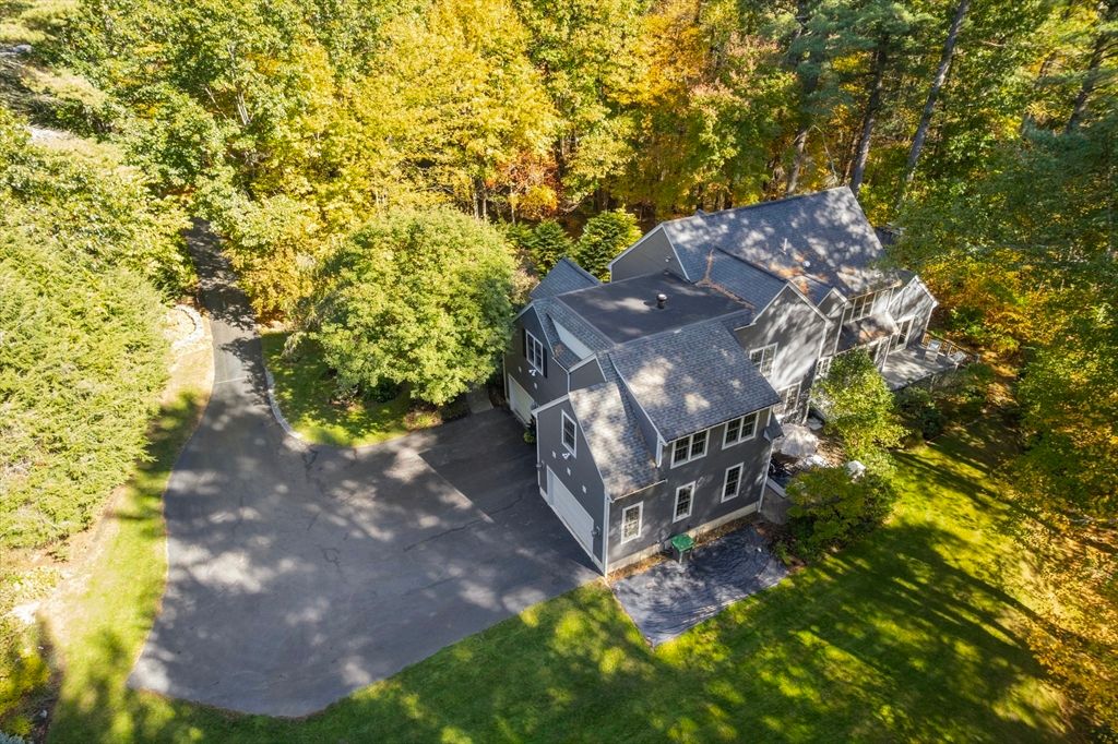 22 Hayden Cir, Sudbury, MA 01776