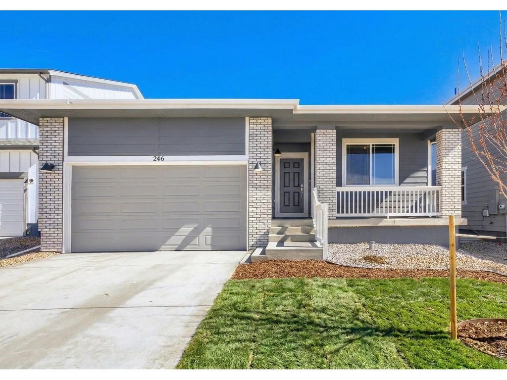 246 Sugar Beet Ln, Berthoud, CO 80513