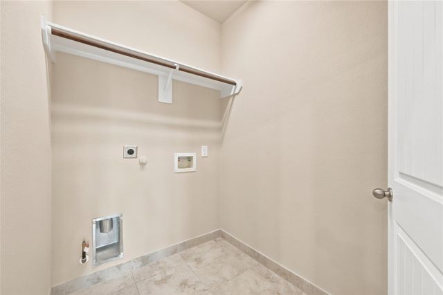 3747 Lake Bend Shore Drive, Spring, TX 77386